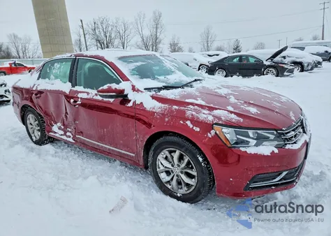 2016 Volkswagen Passat S z USA, uszkodzony, nr VIN 1VWAS7A39GC037389